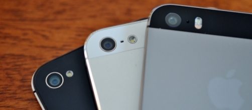 iPhone 8 to include OLED display, but quantities will be limited / Photo via Simon Yeo, Flickr