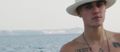 Justin Beiber cancels "Purpose" world tour for some reasons he hasn't yet revealed. Image via YouTube/HollywoodLife