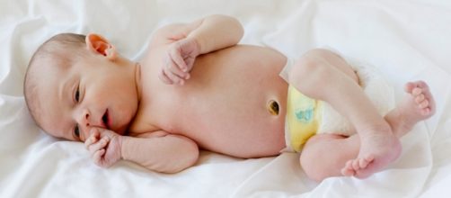 Mother under fire for smoking marijuana while breastfeeding infant. - wikimedia