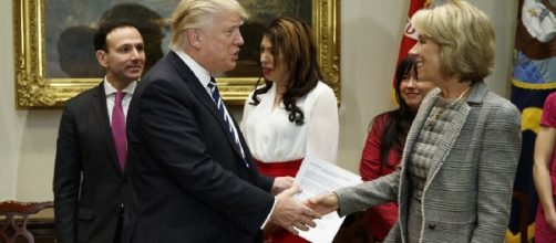 Trump decided to donate second quarter of his salary to the Education dept.