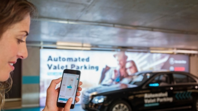 Con un'app parcheggi l'auto - alvolante.it.