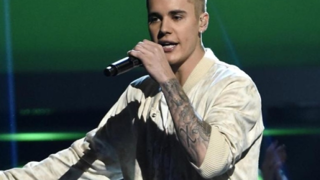 Justin Bieber, 23 anni nota star internazionale amata dalle teenagers
