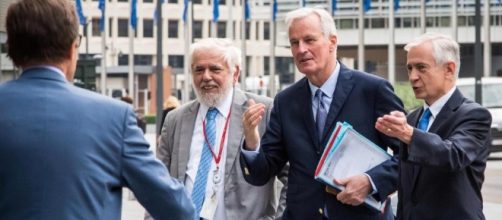 EU's chief negotiator warns 'frictionless trade' with the bloc ... - thesun.co.uk