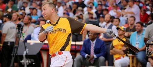 Frazier in action.[Image via Wikimedia Commons]