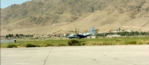 U.S. Air Force C-130 Hercules at Kabul airport (credit &ndash; wikimediacommons)