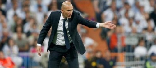 Zidane realiz&oacute; un descarte ante el Granada | Defensa Central - defensacentral.com