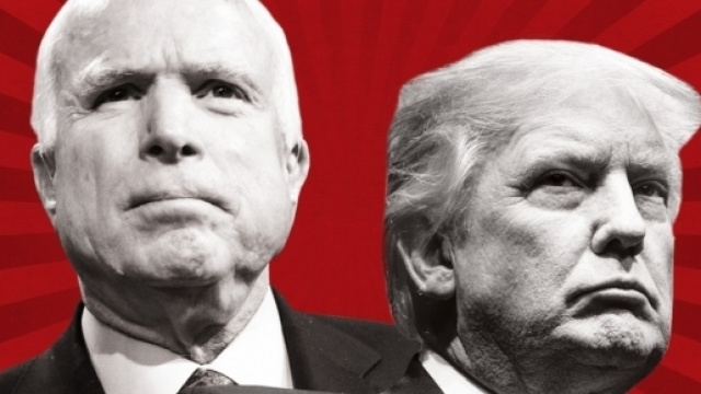 Donald Trump rend hommage &agrave; John McCain