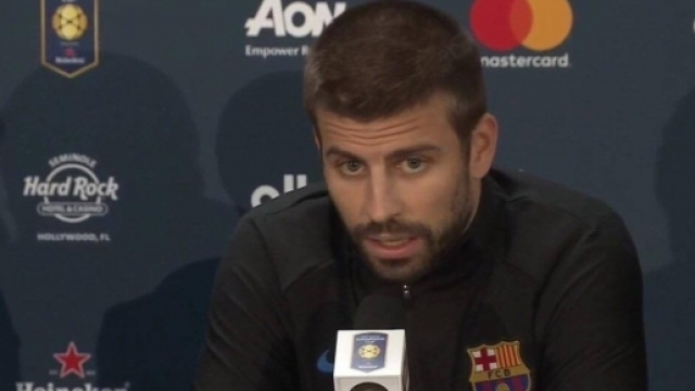 Gerard Piqu&eacute; en conf&eacute;rence de presse