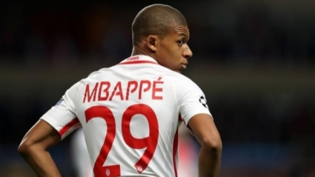 Monaco r&eacute;agit aux rumeurs autour de Kylian Mbapp&eacute; - francetvinfo.fr