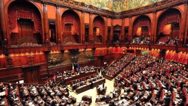 Pensioni, ultime novit&agrave; da Montecitorio: no alla legge Fornero per parlamentari, protesta M5s