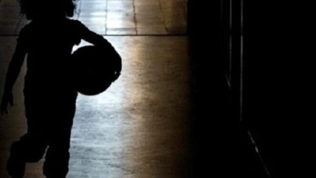 Ravenna, a soli 11 anni subisce abusi dallo zio.