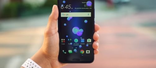 Google Pixel 2/ Krystal Key/ Youtube Screenshot