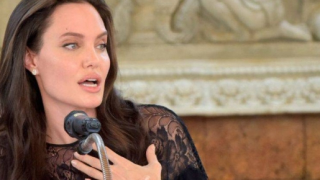 Angelina Jolie, prima intervista dopo il divorzio da Brad Pitt