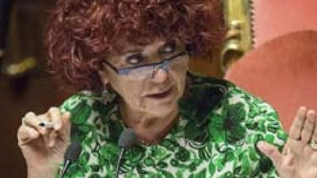 La scuola della ministra Fedeli corregge alcuni errori del passato.