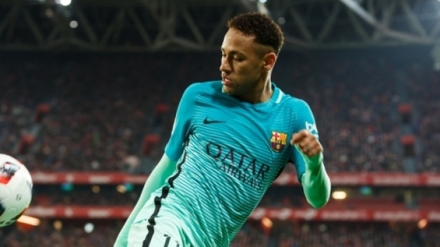 Le br&eacute;silien de 25 ans va-t-il quitter la Catalogne ?