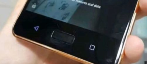 Nokia 8 - YouTube/TechTalkTV Channel