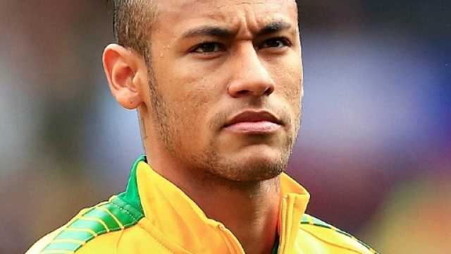 Neymar avec son &eacute;quipe nationale du Br&eacute;sil - sports.fr