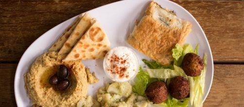 Free photo Falafel Greek Food Authentic Greek Hummus Mezes - Max Pixel - freegreatpicture.com