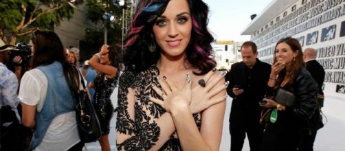 Kendrick Lamar, Katy Perry and the Weeknd lead MTV Video Music ...Image via YouTube/PerryVevo