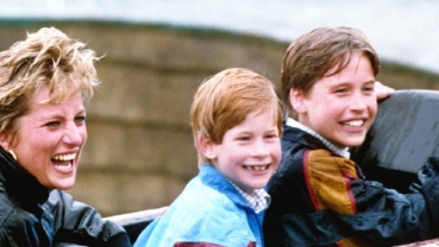 Lady Diana : ses &eacute;mouvants derniers cadeaux &agrave; Harry et William ... - telestar.fr