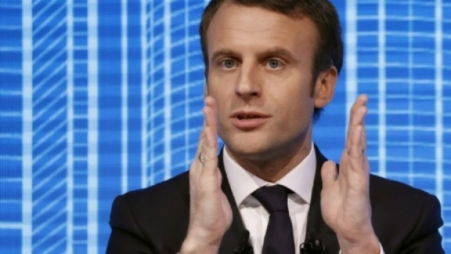 Macron all&egrave;ge le code du travail pour mieux flexibiliser le march&eacute; du travail.