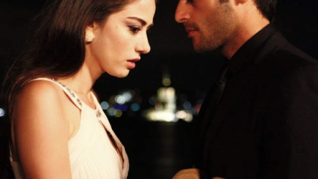 Cherry Season, le trame dal 10 al 14 luglio: la confessione di Ayaz