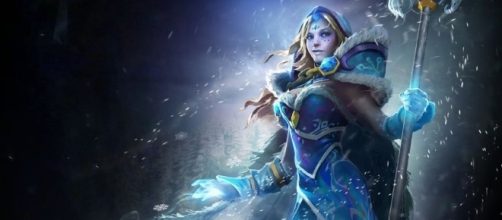 Iconic support hero, Crystal Maiden. [Image via YouTube/ArxPlay Dota 2 Reborn]