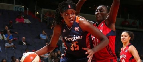 Jonquel Jones and the Connecticut Sun host the Indiana Fever on Sunday afternoon. [Image via WNBA/YouTube]