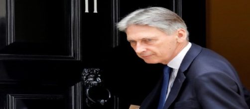 Phillip Hammond (mirror.co.uk)
