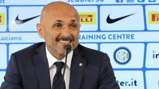 Luciano Spalletti: &egrave; un buon momento per la sua Inter, ma le ultime indiscrezioni di mercato non lo lasciano contento