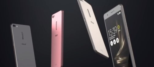 Experience the power of dual cameras with ZenFone 4 [Image via Video Conspiracy/YouTube screencap]