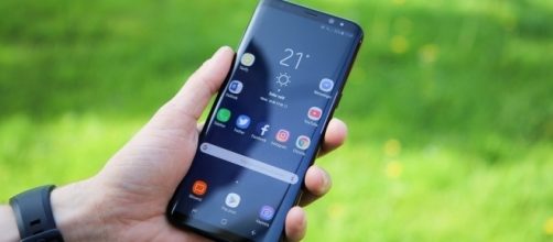 Galaxy S8 gets new Rose Pink color option in North America.[Image via Flickr/Andri Koolme]