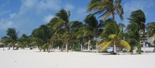 Isla Mujeres, one of the best resorts in Mexico / Photo via Tbachner , Wikimedia Commons