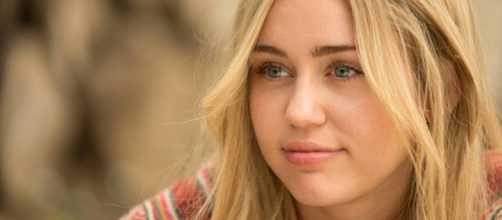Miley Cyrus is hippie chic in Woody Allen's new amazon series