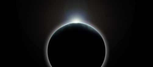 NASA scientists will chase the total solar eclipse on August 21 using jets. Image source: Pixabay