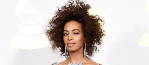 Jay-Z finally addressed the cheating scandals and Solange Knowles has something to say about it. (via Blasting News library)