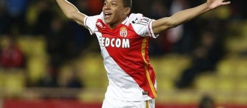 Wenger quiere a Mbapp&eacute; para el Arsenal