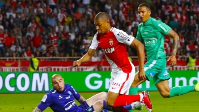 Kylian Mbapp&eacute; bient&ocirc;t au PSG ? (Abaca press)