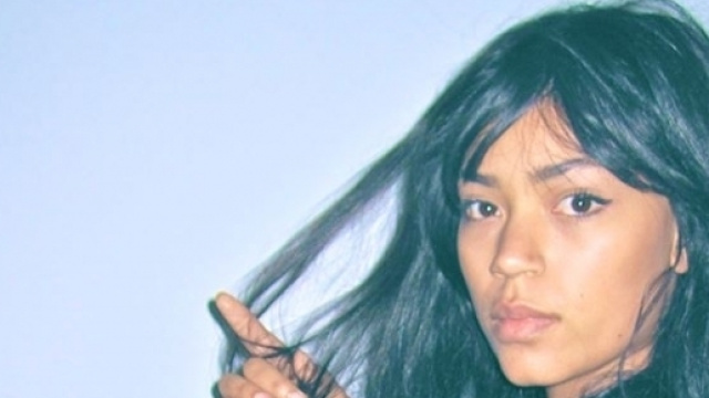 L' ensorcelante, envo&ucirc;tante Kwamie Liv