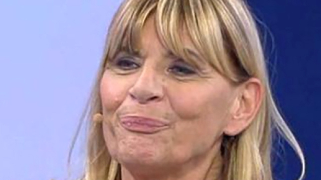 Uomini e Donne: Gemma Galgani replica a chi la attacca sui social - kataweb.it