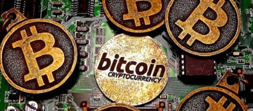 Bitcoin credits:flickr https://www.flickr.com/photos/btckeychain/20401933105