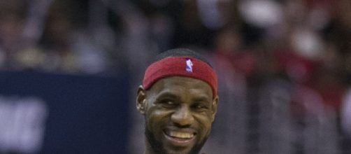 By Keith Allison from Baltimore, USA (LeBron James) [CC BY-SA 2.0 (http://creativecommons.org/licenses/by-sa/2.0)], via Wikimedia Commons
