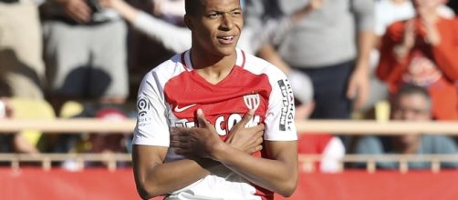 Mbapp&eacute; estar&iacute;a poniendo condiciones a Florentino para fichar por el Madrid
