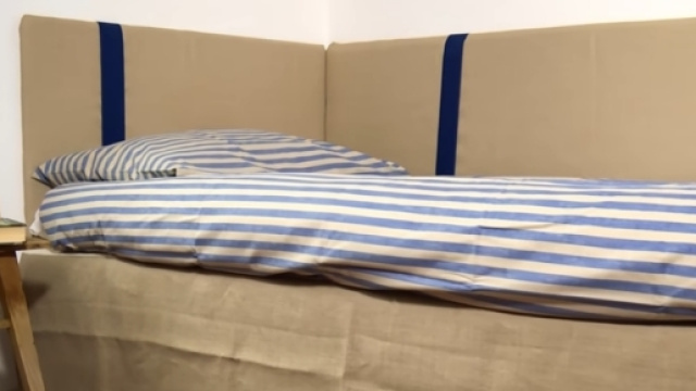 Un letto per riposare dopo una giornata di lavoro