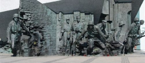 Warsaw Uprising Monument (Wikimedia)