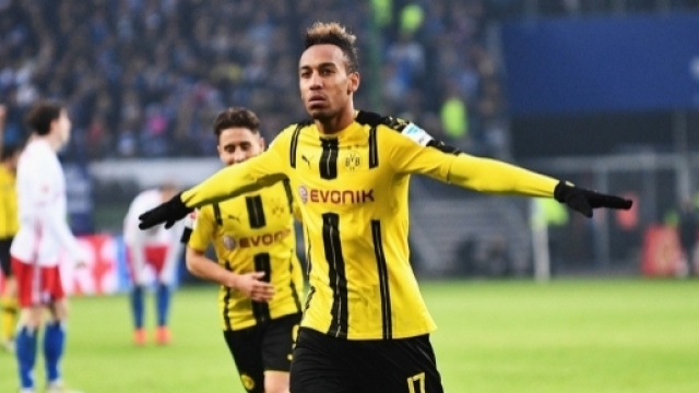 Il Milan non molla la pista che porta ad Aubameyang - superscommesse.it