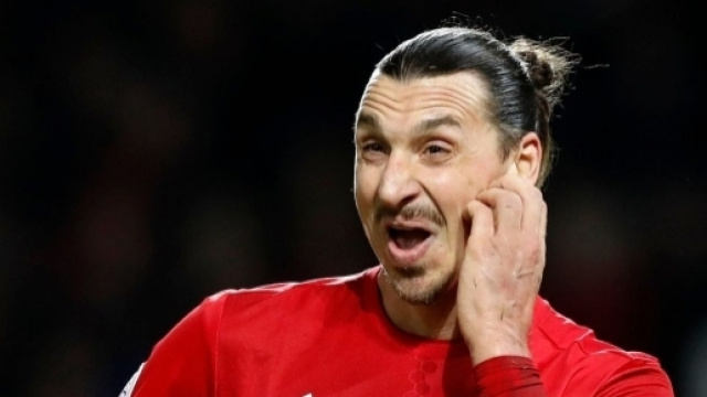 Zlatan Ibrahimovic avvistato a Torino, ma era in citt&agrave; per comprare una Ferrari, non per trattare con la Juve