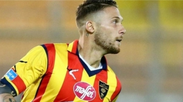 L'attaccante del Lecce, Salvatore Caturano.