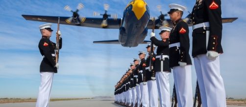 US Marines with C-130 in background. (Image Credit: pixabay.com)
