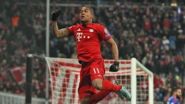 Douglas Costa, possibile acquisto della Juventus